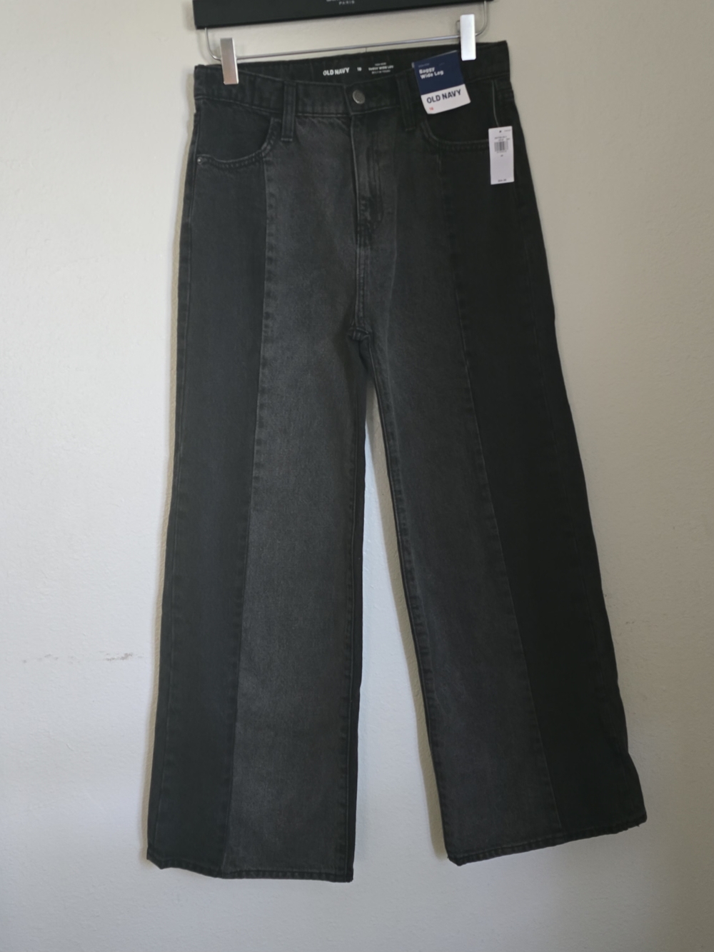 Old Navy Two-Tone Gray and Black Wide Leg Jeans